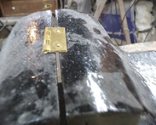 ChiselCaseMetalworkleavesflattened.jpg.7da227959b3ff56768f6c72566271348.jpg
