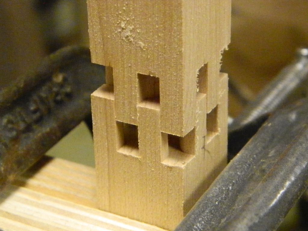Legsplicejoint.jpg.6b3eddf4cecf8e9ef37dc3c4af8609da.jpg