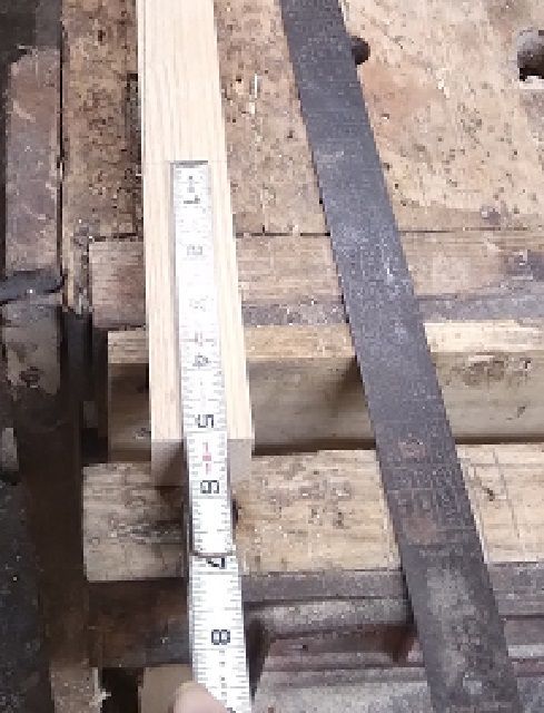 SofaTableBuildLegWorkstopline.jpg.36617f5cd7117c41d0434156b69e32b3.jpg