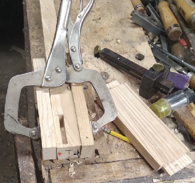 SofaTableBuildMortisefulldepth.jpg.d090ab3a536965e5fb1ca68dba76fd23.jpg