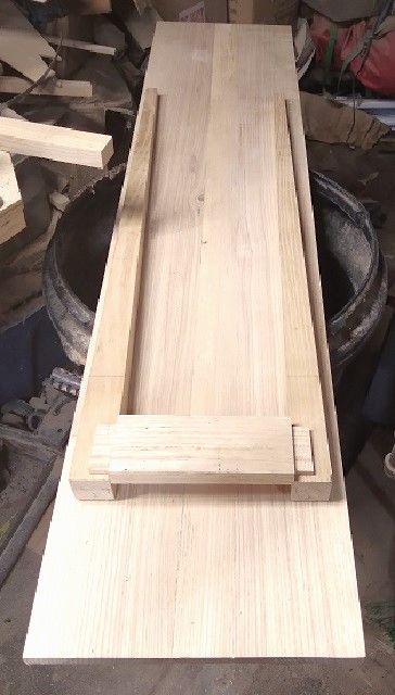 SofaTableBuildTenondayshouldalright.jpg.b456cda0b26df7c98de67f2db23a78c3.jpg