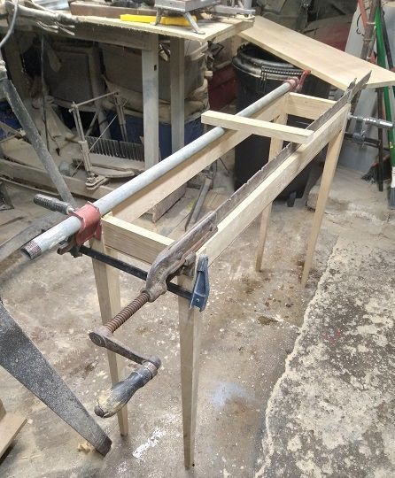 SofaTableBuildThurs.BIGclamps.jpg.1d577b2919a05899461f3aee7a4fd719.jpg