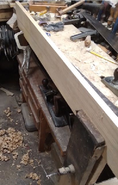 SofaTableBuildTopglueup.benchset-up.jpg.986c1bb66db618e94a1748c58dd5d420.jpg