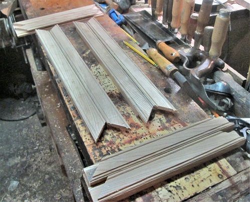 BathroomCabinetframepartsdone.JPG.d90869cf320796c6005a0b07a8ab561c.JPG