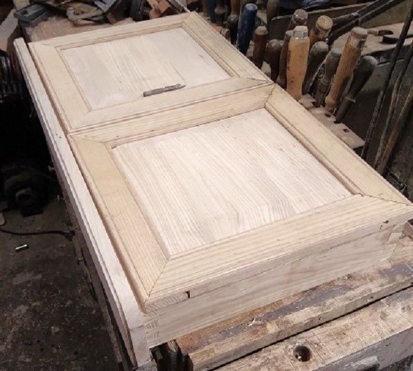 BathroomProjectHingesnextdoor.jpg.92710f377e33aa73238e1a418efab4b9.jpg