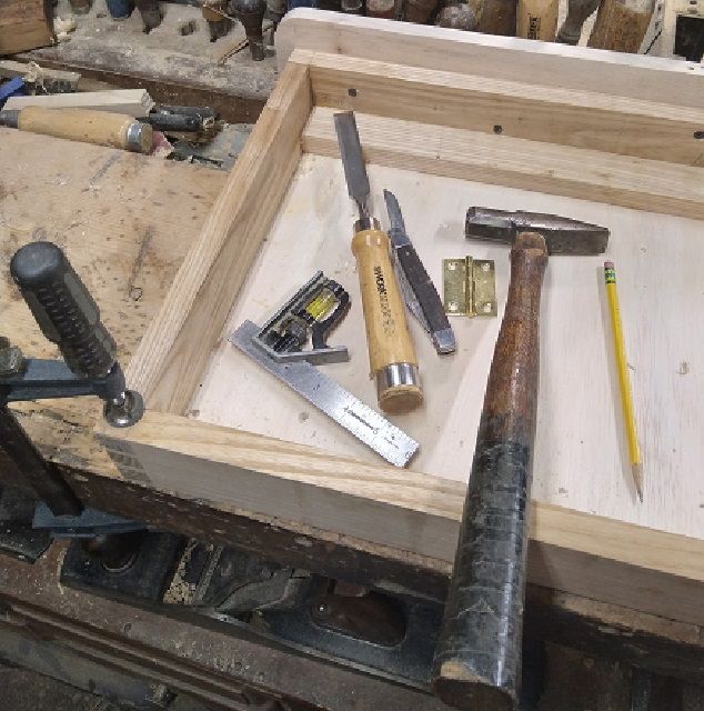 BathroomProjectHingessimpletoolkit.jpg.5da1f2e6906fb6f4a8204acc8c1447a3.jpg