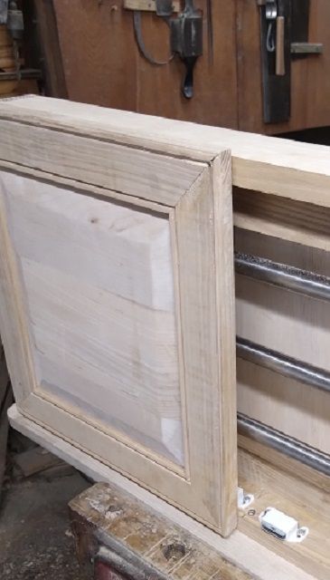 BathroomProjectLatchesitworks.jpg.0a57d7eeedc1f4ecc24cf4b82c9be571.jpg