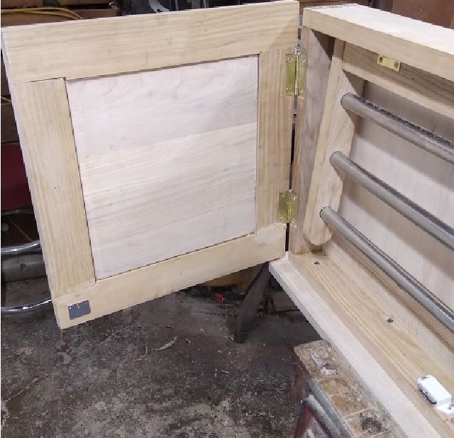 BathroomProjectLatchesstrikeplatesinstalled.jpg.b24fbc86e2ea37d5630afd38abe86feb.jpg