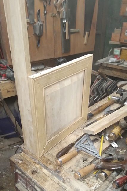 BathroomProjectdovetails1stcornerdone.jpg.00eb11e19bf6c35bbd62db2da34b47fa.jpg