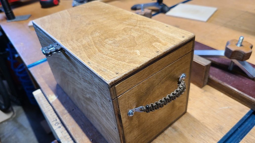 Chain_box2.jpg.96df3ac340a8cc288056e052a9b79939.jpg
