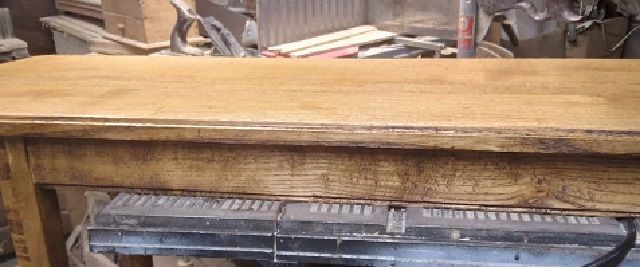 SofaTablevarnishingsidedetails.jpg.c8108df6c36fe840c1ae5764edf13df8.jpg