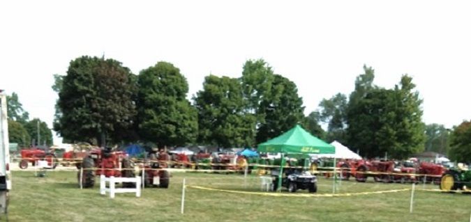 WestLiberty2024TractorFest.jpg.7d4dc61b098501cd36edc55cae10b178.jpg