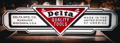 Delta — Art Deco Emblem