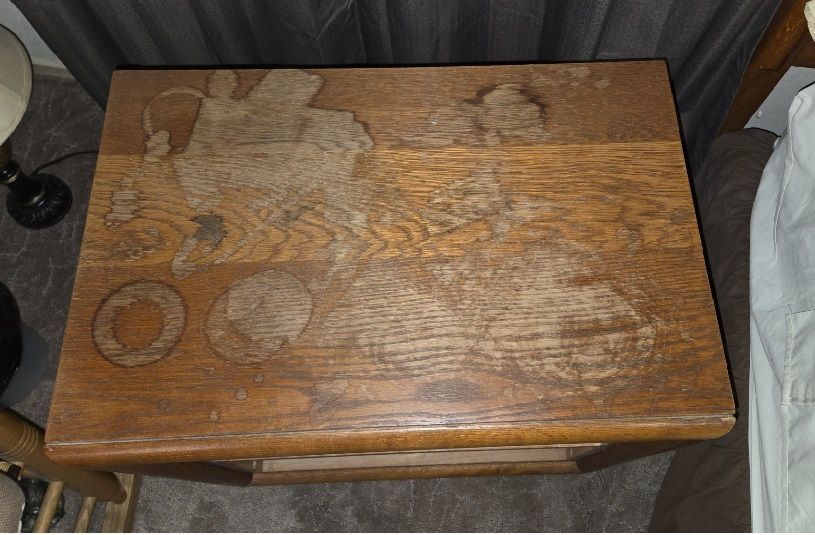 Nightstand2a.jpg.6a0245f3df24eb3f55064ffe10cd23be.jpg