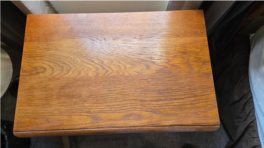 Nightstand2b.jpg.13a1968e3c4ae37380b2f37734657b1f.jpg