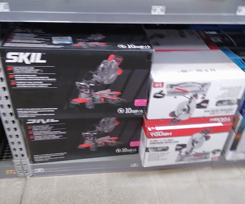 WalMartToolTownMitersaw.jpg.abcb66bfb66eb8ee8d3cb896e7e7e1e6.jpg