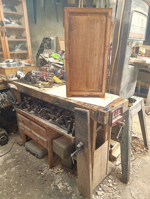DVDCaseVarnish1stcoat.jpg.d9a4f3fb0c06e36df844bb337e3a8804.jpg