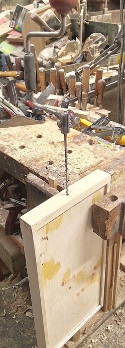 June1ProjectDrawerfittingdrillahole.jpg.4dba0e0bf3e9244562328a913e1a4dd1.jpg