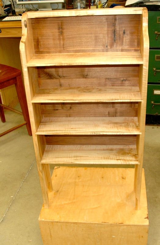 shelves1.JPG