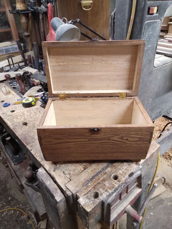 KeepsakeBoxProj.stainededges.thumb.jpg.0ca32f541b31da65636f0aeafe0cff10.jpg