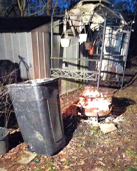 MAR 6, FIRE PIT. half way  .jpg