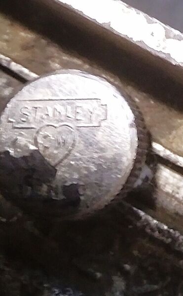 Stanley No. 94 marking gauge, SW Hart knob  .jpg