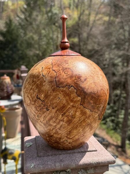 Big Leaf Maple urn 2.jpeg