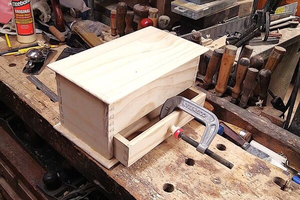 Thin board proj., drawer work, it fits  .jpg