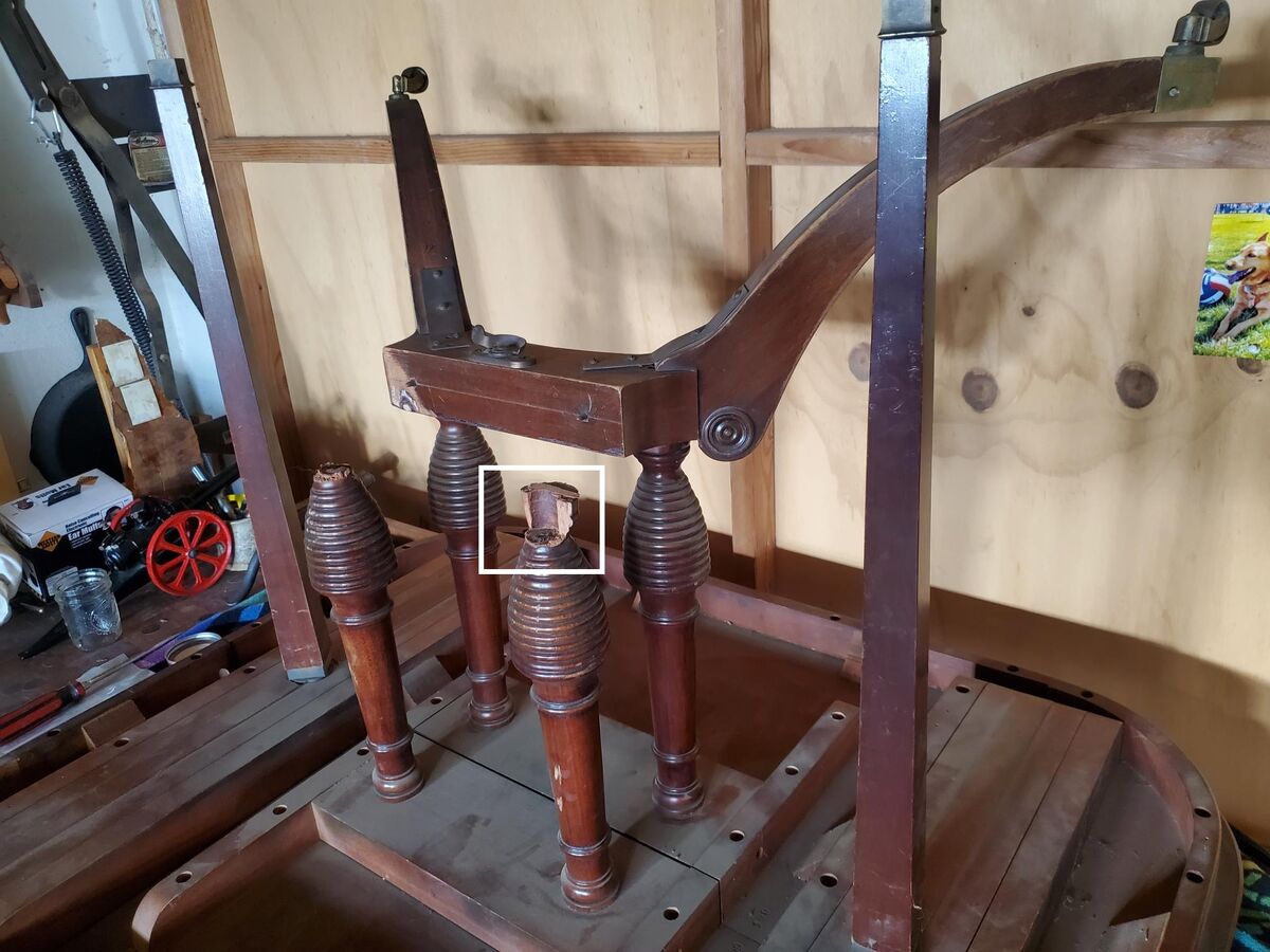 Heritage Henredon No. 811