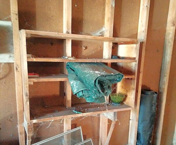 New Shop, Moving, Shelving unit  .jpg