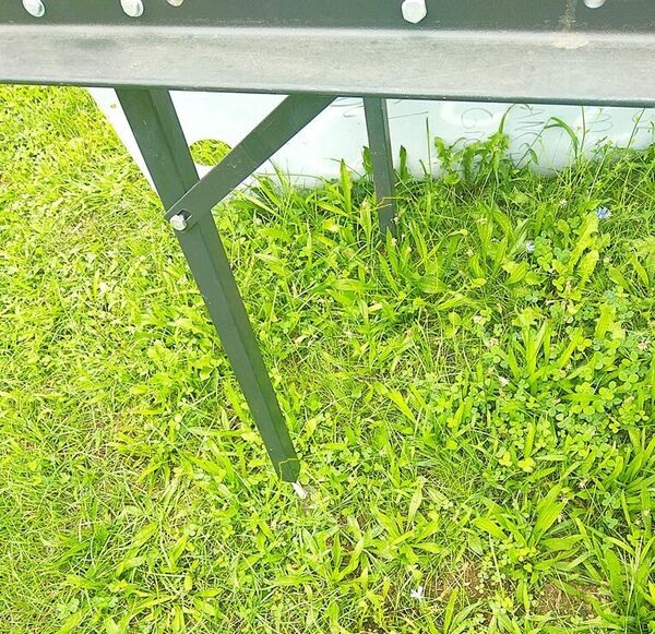 13 AUG Tablesaw, Details, adjustable legs  .jpg