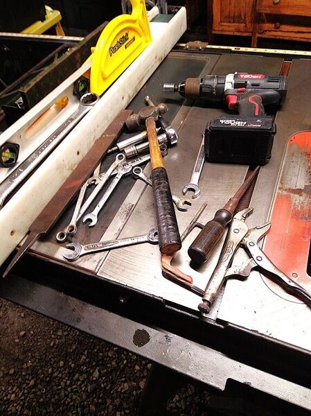 23 Aug, Motor troubles, too many tools  .jpg