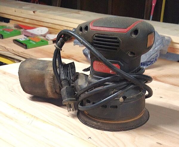 Coffee Table Proj., Finishing, fancy sander  .jpg